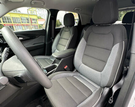 Белый Шевроле Трейлблейзер, объемом двигателя 1.3 л и пробегом 22 тыс. км за 19500 $, фото 12 на Automoto.ua