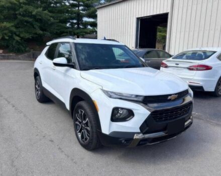 Белый Шевроле Трейлблейзер, объемом двигателя 1.3 л и пробегом 15 тыс. км за 25000 $, фото 1 на Automoto.ua