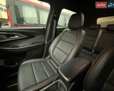 Черный Шевроле Трейлблейзер, объемом двигателя 1.34 л и пробегом 30 тыс. км за 22000 $, фото 7 на Automoto.ua