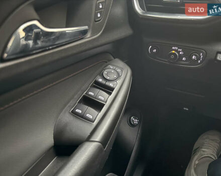 Черный Шевроле Трейлблейзер, объемом двигателя 1.34 л и пробегом 30 тыс. км за 22000 $, фото 9 на Automoto.ua