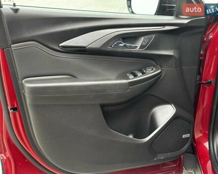 Шевроле Трейлблейзер 2020 в Львове на Automoto.ua Красный Шевроле Трейлблейзер, объемом двигателя 1.34 л и пробегом 48 тыс. км за 17699 $, фото 17 на Automoto.ua