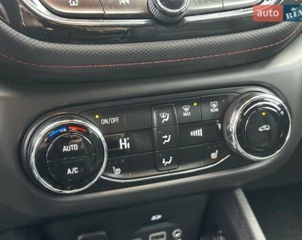 Шевроле Трейлблейзер 2020 в Львове на Automoto.ua Красный Шевроле Трейлблейзер, объемом двигателя 1.34 л и пробегом 48 тыс. км за 17699 $, фото 34 на Automoto.ua