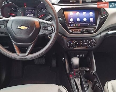 Сірий Шевроле Трейлблейзер, об'ємом двигуна 1.4 л та пробігом 77 тис. км за 17900 $, фото 16 на Automoto.ua