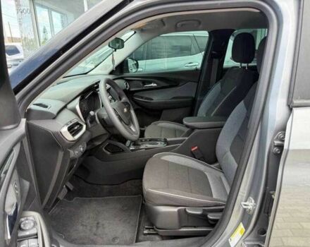 Серый Шевроле Трейлблейзер, объемом двигателя 1.2 л и пробегом 28 тыс. км за 5100 $, фото 4 на Automoto.ua