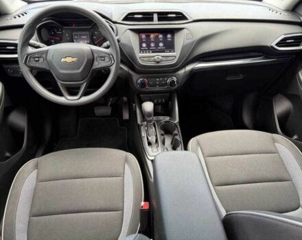 Серый Шевроле Трейлблейзер, объемом двигателя 1.2 л и пробегом 28 тыс. км за 5100 $, фото 5 на Automoto.ua