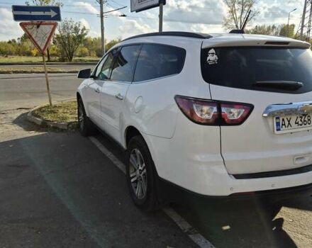 Белый Шевроле Траверс, объемом двигателя 3.56 л и пробегом 223 тыс. км за 12900 $, фото 2 на Automoto.ua