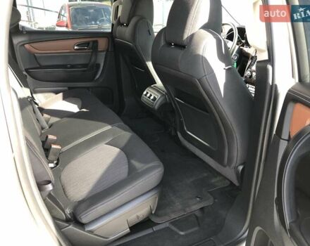 Бежевый Шевроле Траверс, объемом двигателя 3.6 л и пробегом 77 тыс. км за 16900 $, фото 16 на Automoto.ua