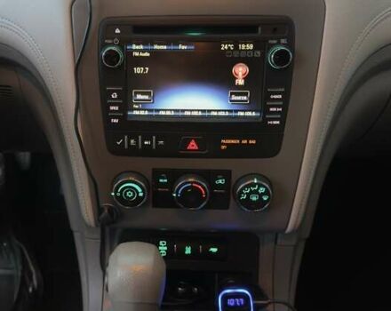 Серый Шевроле Траверс, объемом двигателя 3.6 л и пробегом 308 тыс. км за 9500 $, фото 9 на Automoto.ua