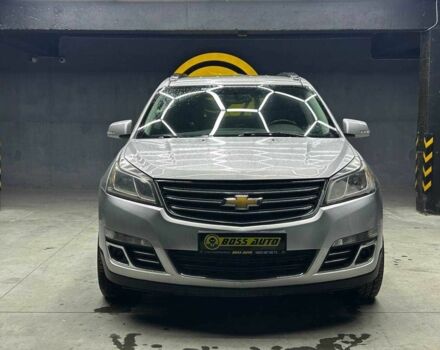 Сірий Шевроле Траверс, об'ємом двигуна 3.6 л та пробігом 206 тис. км за 13000 $, фото 1 на Automoto.ua