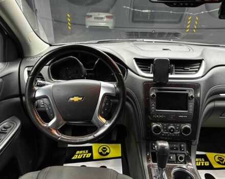 Сірий Шевроле Траверс, об'ємом двигуна 3.6 л та пробігом 206 тис. км за 13000 $, фото 7 на Automoto.ua