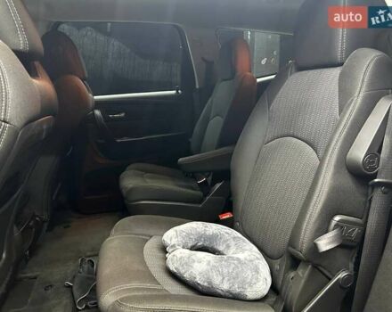 Сірий Шевроле Траверс, об'ємом двигуна 3.56 л та пробігом 206 тис. км за 13000 $, фото 13 на Automoto.ua