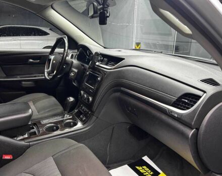 Сірий Шевроле Траверс, об'ємом двигуна 3.6 л та пробігом 206 тис. км за 13000 $, фото 12 на Automoto.ua