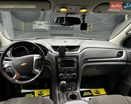 Сірий Шевроле Траверс, об'ємом двигуна 3.56 л та пробігом 206 тис. км за 13000 $, фото 8 на Automoto.ua