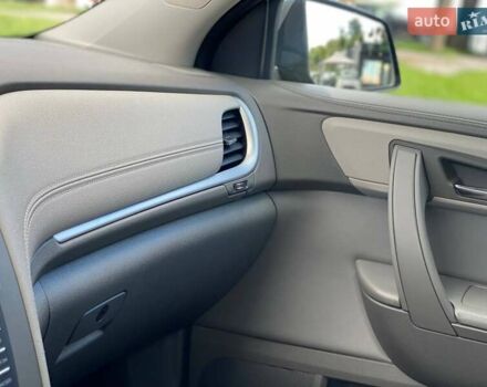 Серый Шевроле Траверс, объемом двигателя 3.56 л и пробегом 114 тыс. км за 12990 $, фото 35 на Automoto.ua