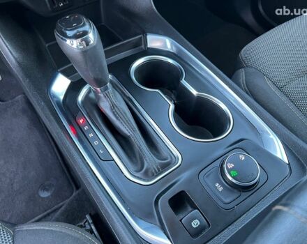 Серый Шевроле Траверс, объемом двигателя 3.6 л и пробегом 177 тыс. км за 17490 $, фото 31 на Automoto.ua