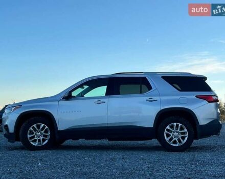 Сірий Шевроле Траверс, об'ємом двигуна 3.6 л та пробігом 177 тис. км за 17490 $, фото 3 на Automoto.ua