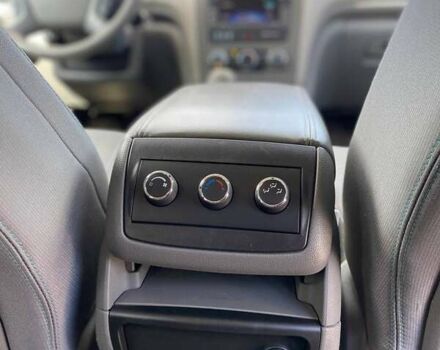 Серый Шевроле Траверс, объемом двигателя 3.56 л и пробегом 114 тыс. км за 12990 $, фото 48 на Automoto.ua