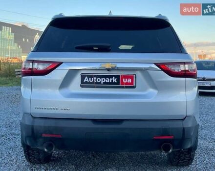 Сірий Шевроле Траверс, об'ємом двигуна 3.6 л та пробігом 177 тис. км за 17490 $, фото 6 на Automoto.ua