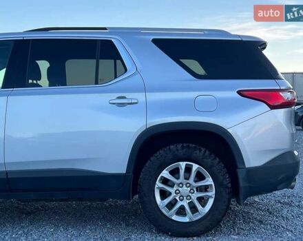 Сірий Шевроле Траверс, об'ємом двигуна 3.6 л та пробігом 177 тис. км за 17490 $, фото 4 на Automoto.ua