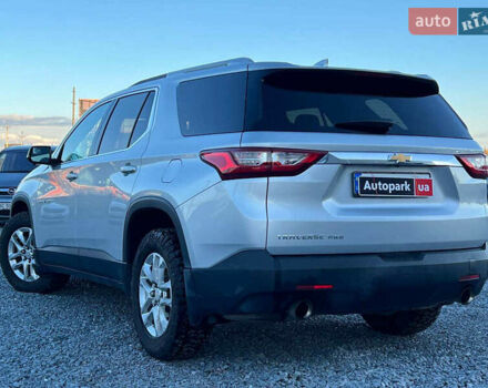 Сірий Шевроле Траверс, об'ємом двигуна 3.6 л та пробігом 177 тис. км за 17490 $, фото 5 на Automoto.ua