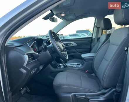 Сірий Шевроле Траверс, об'ємом двигуна 3.6 л та пробігом 177 тис. км за 17490 $, фото 19 на Automoto.ua