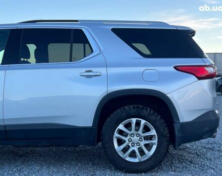 Серый Шевроле Траверс, объемом двигателя 3.6 л и пробегом 177 тыс. км за 17490 $, фото 4 на Automoto.ua