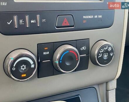 Серый Шевроле Траверс, объемом двигателя 3.56 л и пробегом 114 тыс. км за 12990 $, фото 33 на Automoto.ua