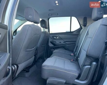 Сірий Шевроле Траверс, об'ємом двигуна 3.6 л та пробігом 177 тис. км за 17490 $, фото 35 на Automoto.ua