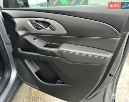 Серый Шевроле Траверс, объемом двигателя 3.56 л и пробегом 45 тыс. км за 23000 $, фото 36 на Automoto.ua