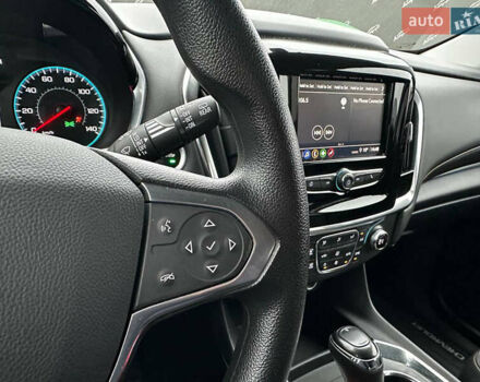 Серый Шевроле Траверс, объемом двигателя 3.56 л и пробегом 45 тыс. км за 23000 $, фото 24 на Automoto.ua