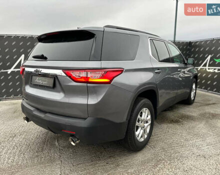 Серый Шевроле Траверс, объемом двигателя 3.56 л и пробегом 45 тыс. км за 23000 $, фото 1 на Automoto.ua