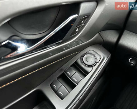 Серый Шевроле Траверс, объемом двигателя 3.56 л и пробегом 45 тыс. км за 23000 $, фото 19 на Automoto.ua