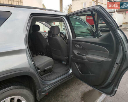 Серый Шевроле Траверс, объемом двигателя 3.6 л и пробегом 96 тыс. км за 24900 $, фото 10 на Automoto.ua