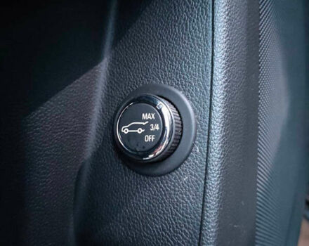 Серый Шевроле Траверс, объемом двигателя 3.6 л и пробегом 96 тыс. км за 24900 $, фото 22 на Automoto.ua