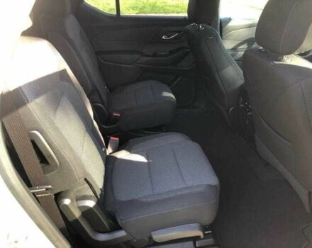 Серый Шевроле Траверс, объемом двигателя 3.6 л и пробегом 31 тыс. км за 7700 $, фото 8 на Automoto.ua