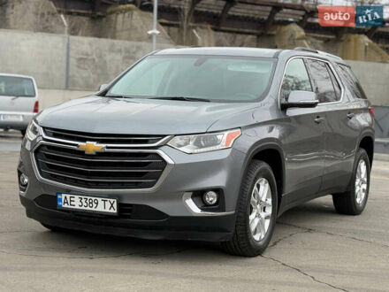 Серый Шевроле Траверс, объемом двигателя 3.56 л и пробегом 75 тыс. км за 18500 $, фото 1 на Automoto.ua