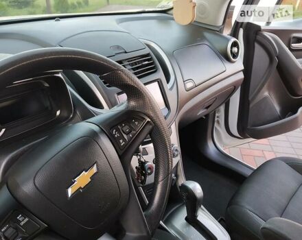 Белый Шевроле Trax, объемом двигателя 1.4 л и пробегом 130 тыс. км за 10500 $, фото 30 на Automoto.ua