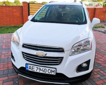 Белый Шевроле Trax, объемом двигателя 1.4 л и пробегом 130 тыс. км за 10500 $, фото 4 на Automoto.ua