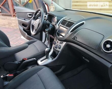 Белый Шевроле Trax, объемом двигателя 1.4 л и пробегом 130 тыс. км за 10500 $, фото 29 на Automoto.ua