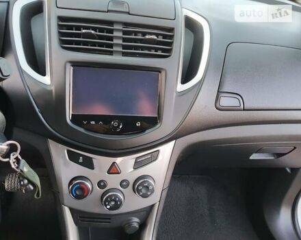 Белый Шевроле Trax, объемом двигателя 1.4 л и пробегом 130 тыс. км за 10500 $, фото 28 на Automoto.ua