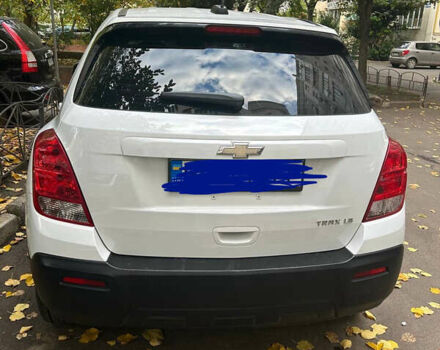 Белый Шевроле Trax, объемом двигателя 1.38 л и пробегом 122 тыс. км за 10500 $, фото 1 на Automoto.ua