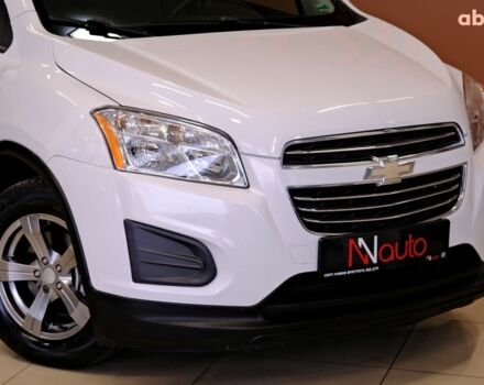 Белый Шевроле Trax, объемом двигателя 1.4 л и пробегом 123 тыс. км за 9900 $, фото 2 на Automoto.ua