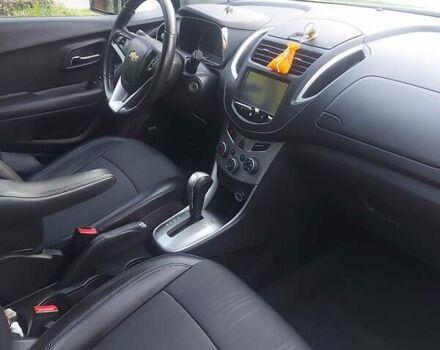 Белый Шевроле Trax, объемом двигателя 1.4 л и пробегом 93 тыс. км за 10300 $, фото 3 на Automoto.ua