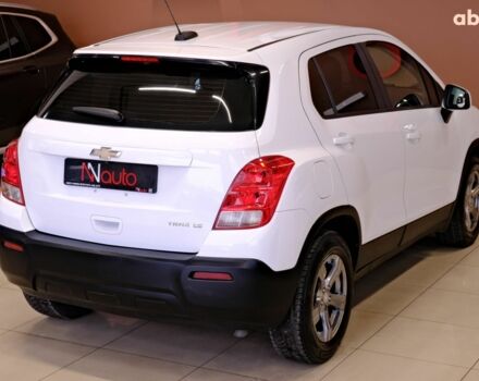 Белый Шевроле Trax, объемом двигателя 1.4 л и пробегом 123 тыс. км за 9900 $, фото 4 на Automoto.ua