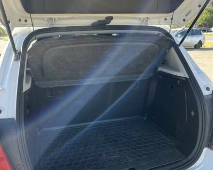 Шевроле Trax 2016 в Черкассах на Automoto.ua Белый Шевроле Trax, объемом двигателя 1.4 л и пробегом 122 тыс. км за 11200 $, фото 8 на Automoto.ua