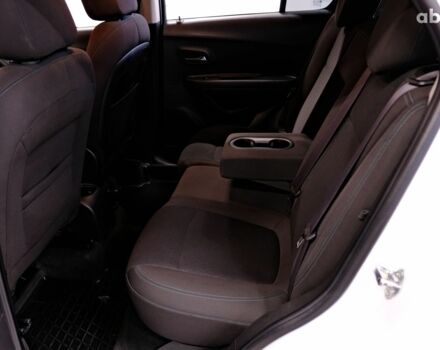 Белый Шевроле Trax, объемом двигателя 1.4 л и пробегом 123 тыс. км за 9900 $, фото 7 на Automoto.ua