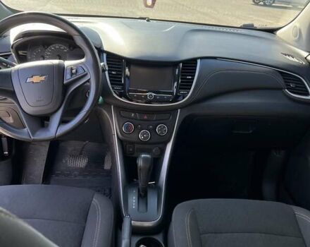 Шевроле Trax 2016 в Черкассах на Automoto.ua Белый Шевроле Trax, объемом двигателя 1.4 л и пробегом 122 тыс. км за 11200 $, фото 9 на Automoto.ua