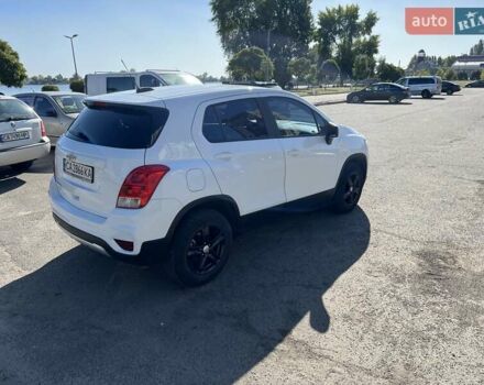 Шевроле Trax 2016 в Черкассах на Automoto.ua Белый Шевроле Trax, объемом двигателя 1.4 л и пробегом 122 тыс. км за 11200 $, фото 11 на Automoto.ua