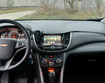 Білий Шевроле Trax, об'ємом двигуна 1.36 л та пробігом 62 тис. км за 12600 $, фото 12 на Automoto.ua