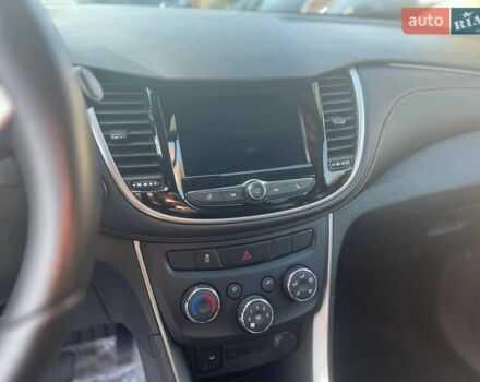 Білий Шевроле Trax, об'ємом двигуна 1.4 л та пробігом 133 тис. км за 12800 $, фото 13 на Automoto.ua